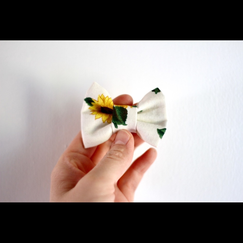 Sunflower Pattern Toddler Bow